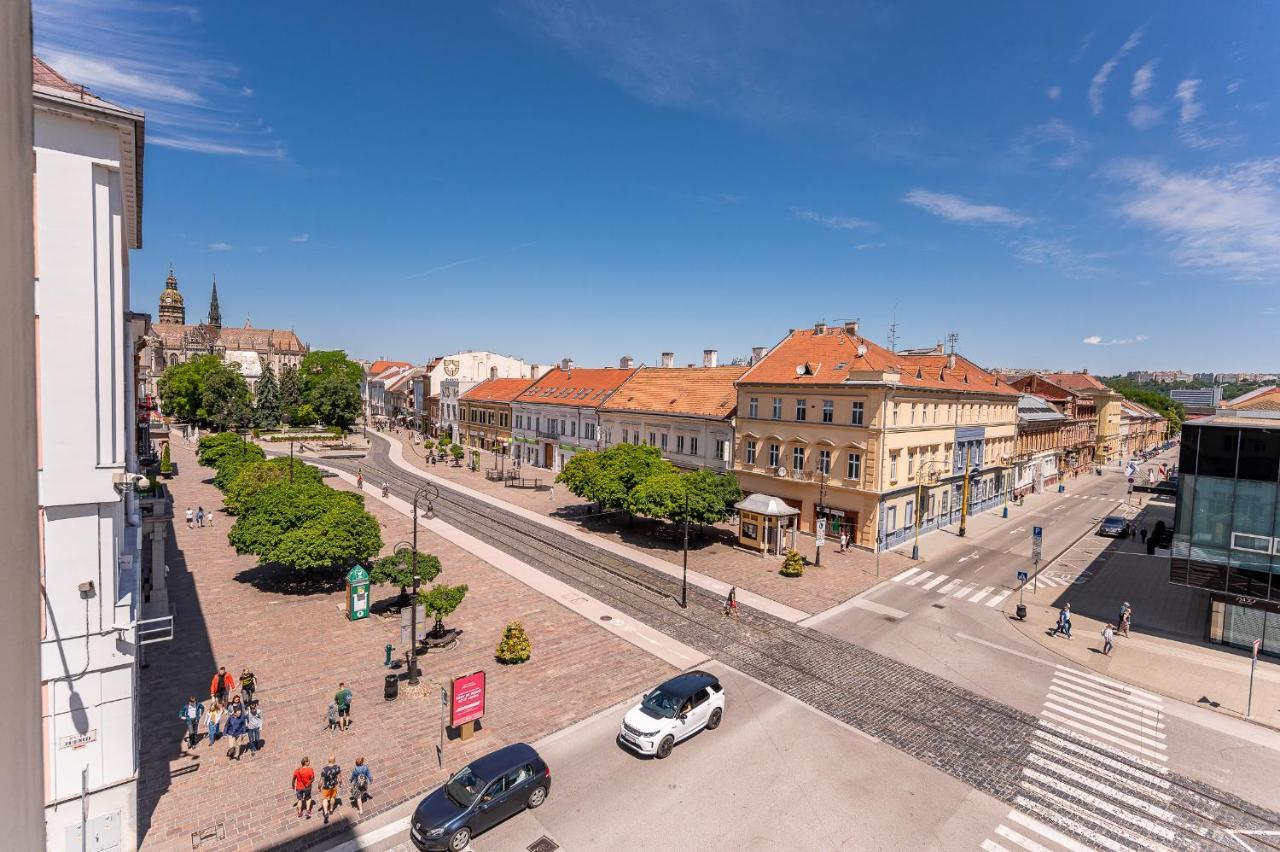 Premium Apt Kosice Center 3 Room 150M2 Hlavna Ulica Exterior foto